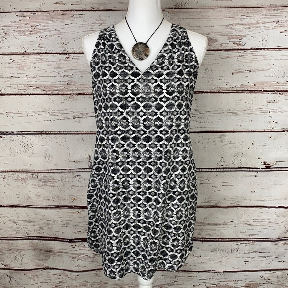 Old Navy Black/White Dress Small